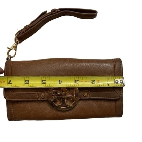 Tory Burch weathered leather wristlet wallet clutch bag